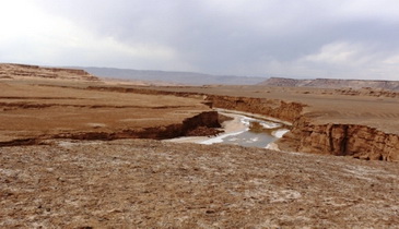 کلاه از سر برداشتیم به احترام کویر