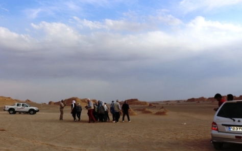 کلاه از سر برداشتیم به احترام کویر