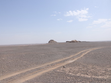 کلاه از سر برداشتیم به احترام کویر