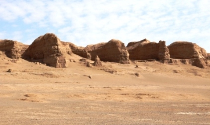 کلاه از سر برداشتیم به احترام کویر