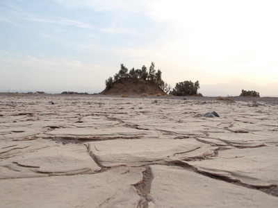 کلاه از سر برداشتیم به احترام کویر