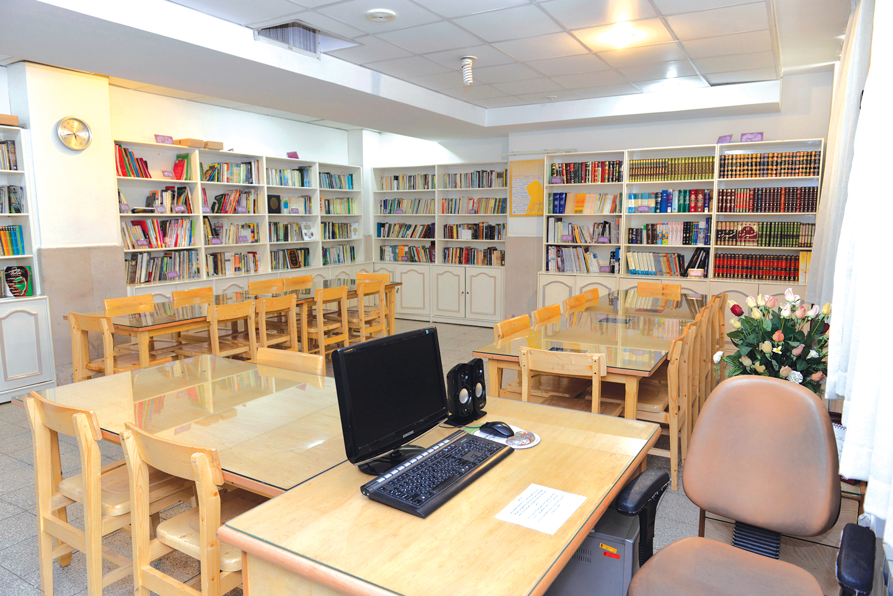 طرح توسعه کتابخوانی در دبستان دخترانه