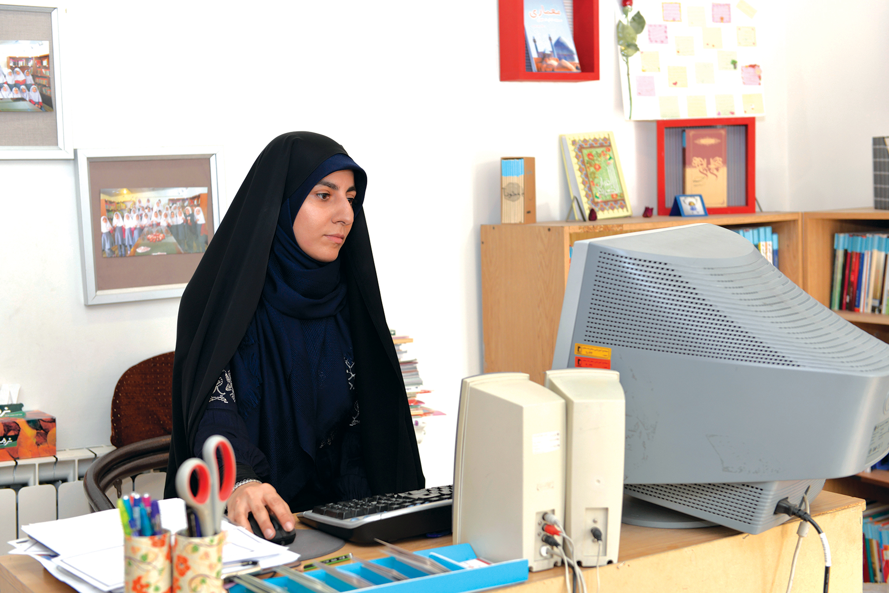 طرح توسعه کتابخوانی در دبستان دخترانه