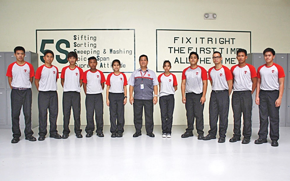 نمونه هایی از همکاری صنایع و مدارس