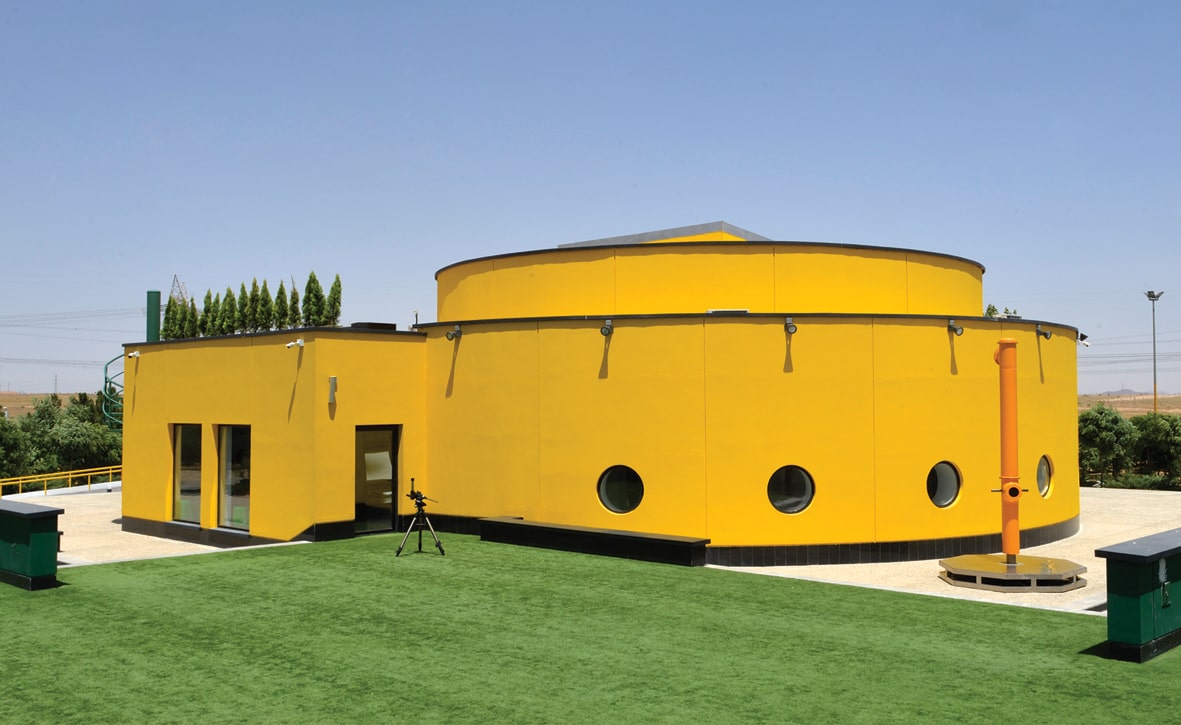 بازدید از مدرسه فردا