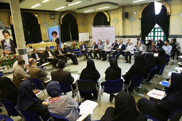 بیست‌ و یکمین نشست هم‌ اندیشی سردبیران و مدیران داخلی مجلات رشد؛ اردیبهشت ۹۸