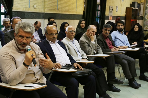 بیست‌ و یکمین نشست هم‌ اندیشی سردبیران و مدیران داخلی مجلات رشد؛ اردیبهشت ۹۸