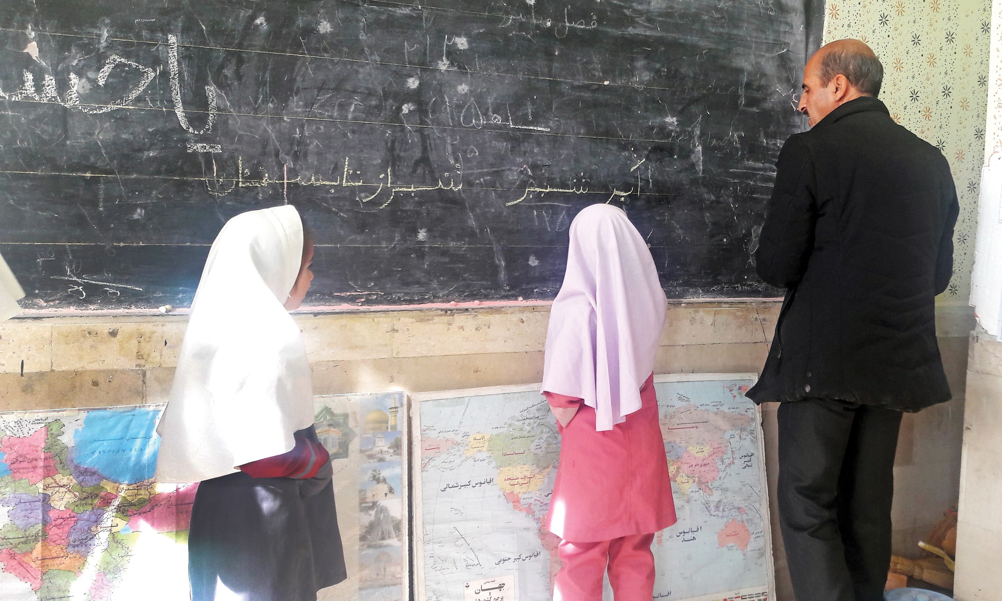 مدرسه چندپایه خلیل آباد