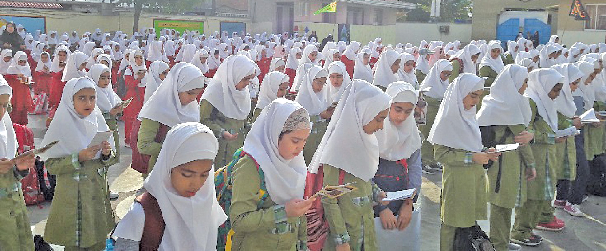 طرح انس دانش آموزان با قرآن کریم دبستان سمیه، قائمشهر