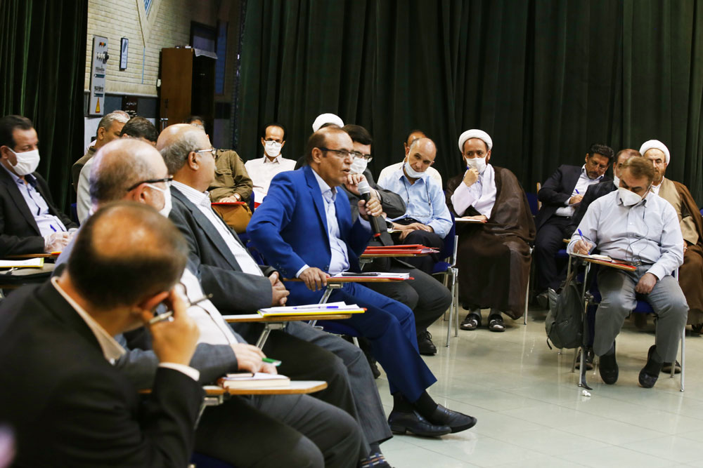 جلسه هم‌اندیشی سردبیران مجلات رشد با رئیس سازمان پژوهش و برنامه‌ریزی آموزشی، ۱ تیر ۹۹