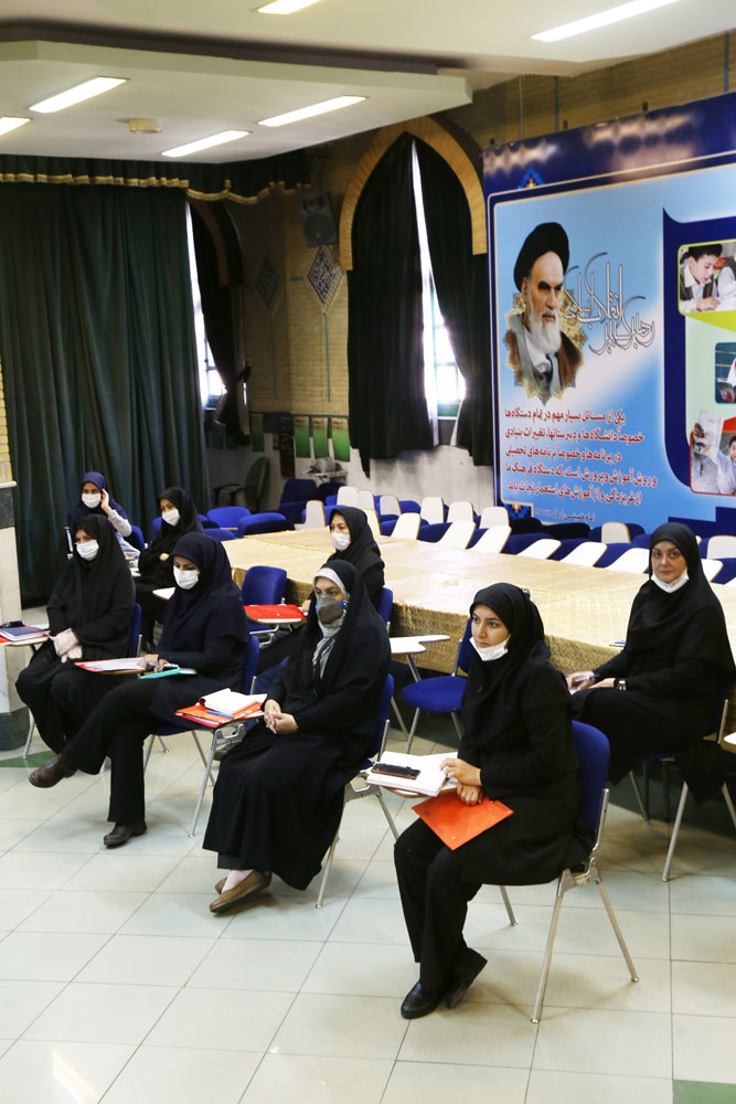 جلسه هم‌اندیشی سردبیران مجلات رشد با رئیس سازمان پژوهش و برنامه‌ریزی آموزشی، ۱ تیر ۹۹