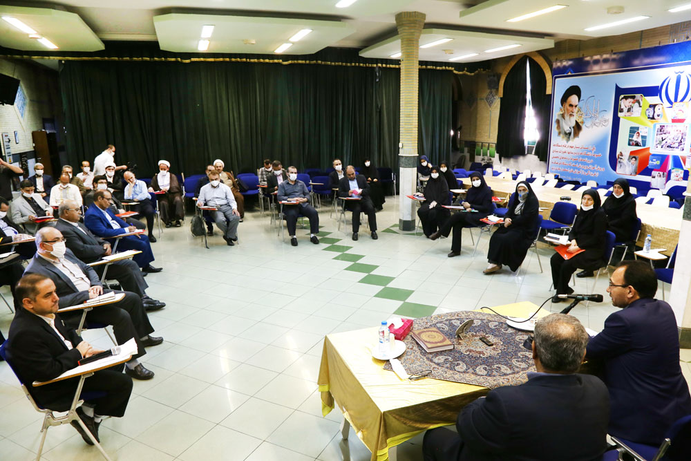 جلسه هم‌اندیشی سردبیران مجلات رشد با رئیس سازمان پژوهش و برنامه‌ریزی آموزشی، ۱ تیر ۹۹