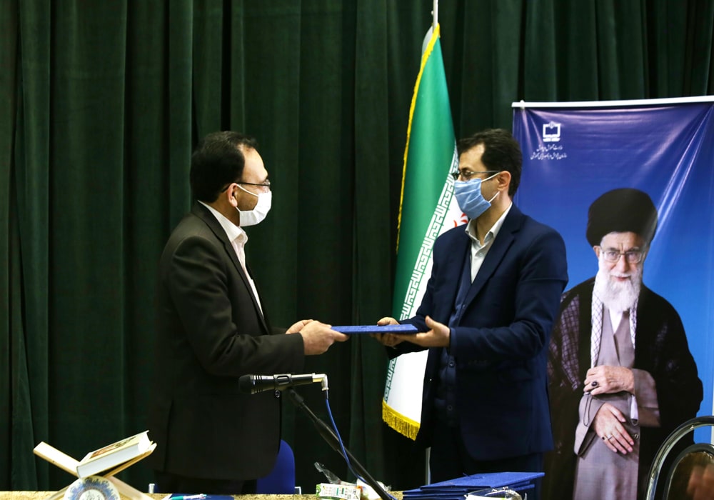 جلسه نقد و بررسی هجدهمین جشنواره کتاب رشد