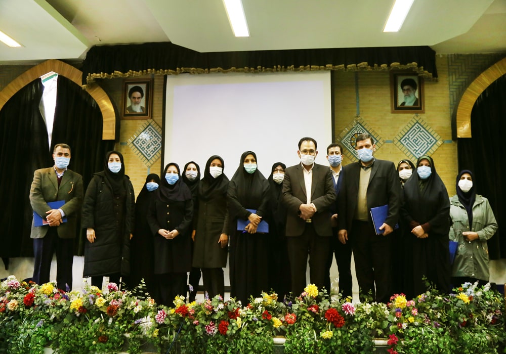 جلسه نقد و بررسی هجدهمین جشنواره کتاب رشد