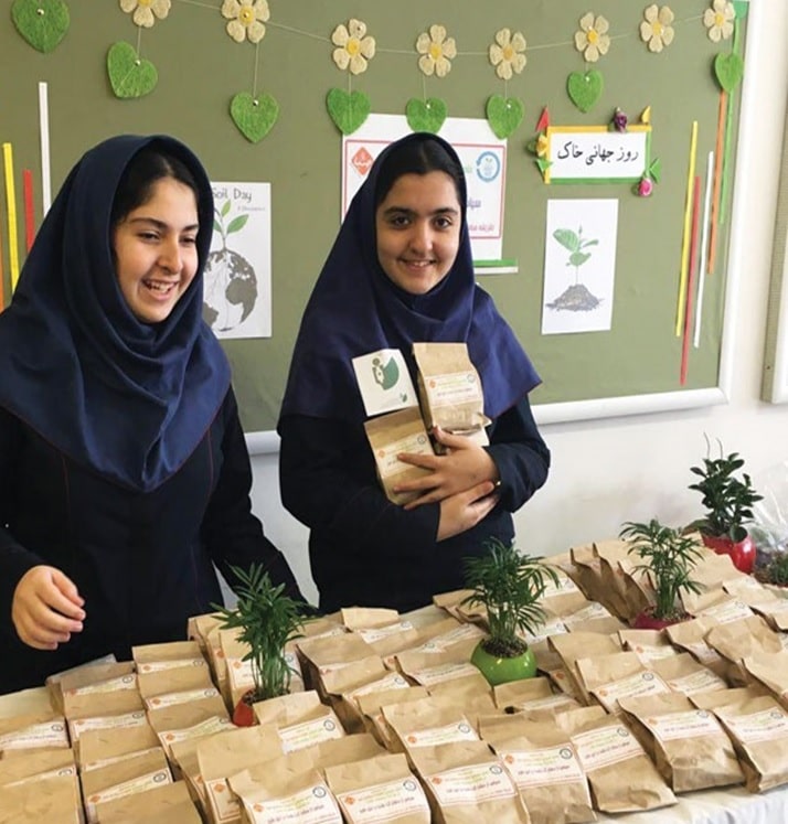 مجتمع صبا: فروش خاک در روز جهانی خاک