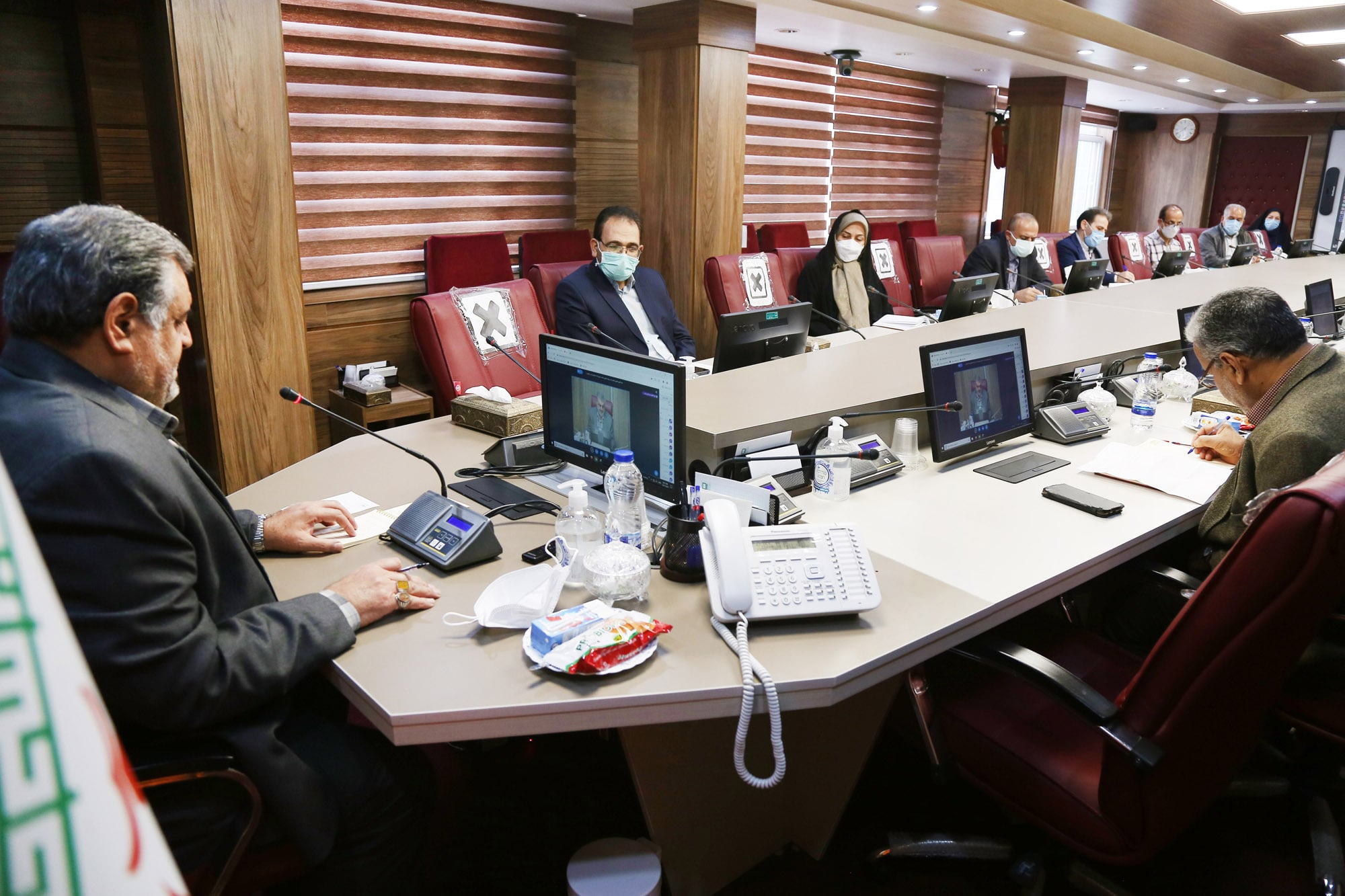 نشست جهت‌گیری محتوایی مجلات رشد با رویکرد تحولی و متناسب سازی آن با بسته‌های تربیت و یادگیری