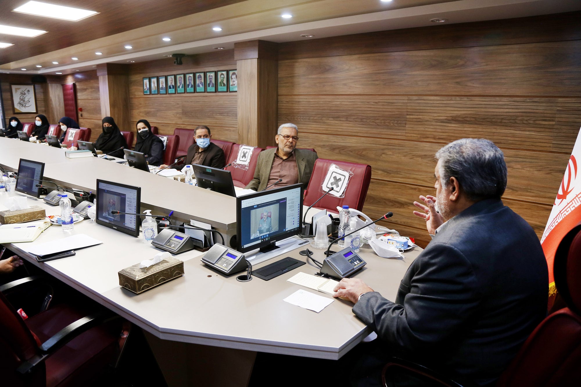 نشست جهت‌گیری محتوایی مجلات رشد با رویکرد تحولی و متناسب سازی آن با بسته‌های تربیت و یادگیری