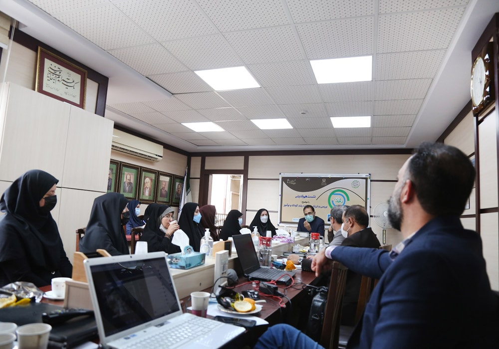 بررسی و ارزیابی مجلات رشد کودک و نوآموز