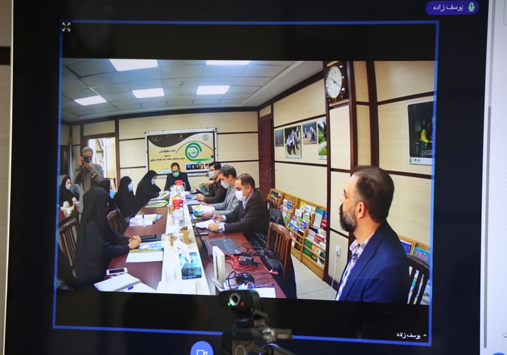 بررسی و ارزیابی مجلات رشد کودک و نوآموز