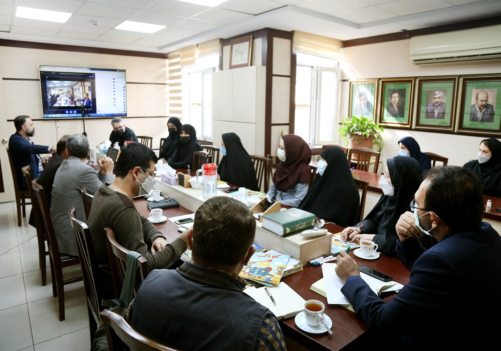 بررسی و ارزیابی مجلات رشد کودک و نوآموز