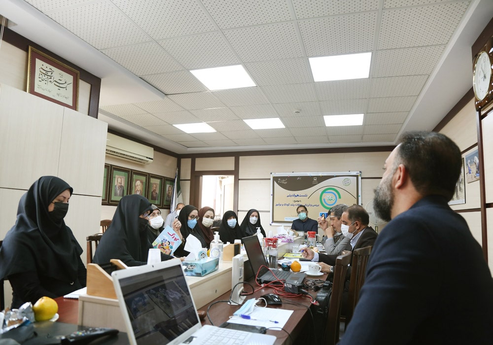 بررسی و ارزیابی مجلات رشد کودک و نوآموز