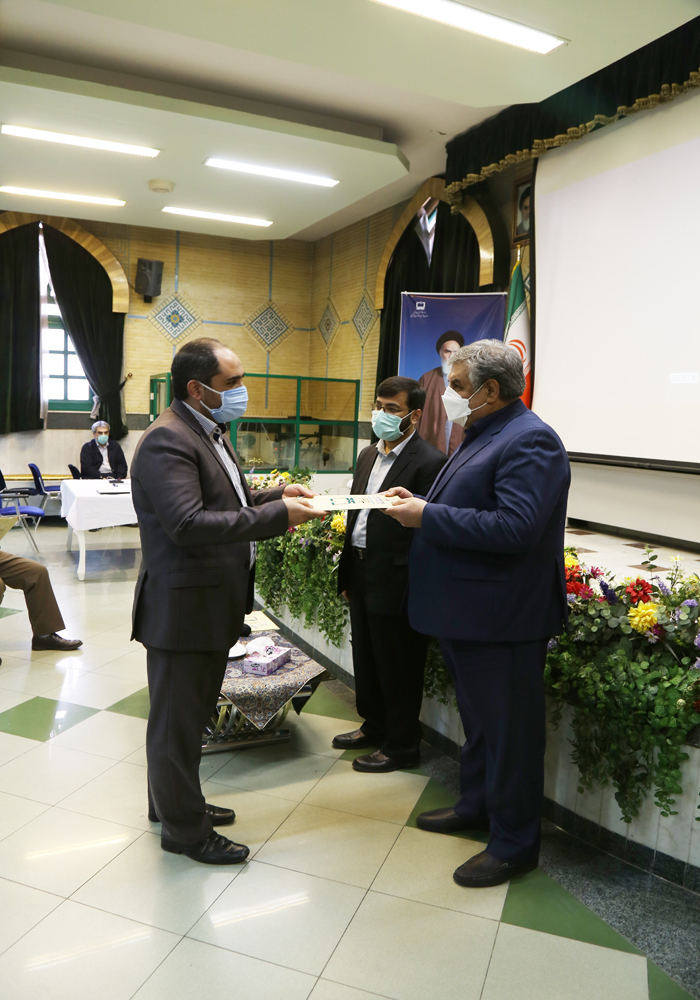 تقدیر از عوامل پنجاه‌ویکمین دوره جشنواره فیلم رشد