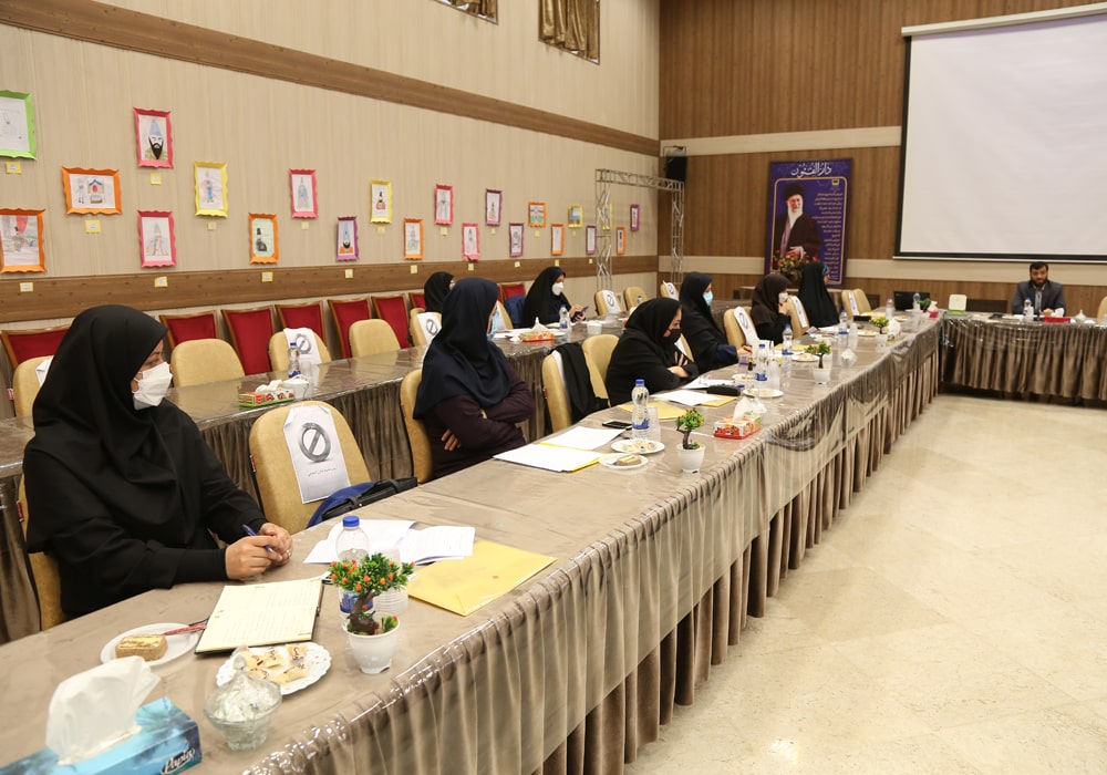 نشست هم‌اندیشی برنامه سالانه مجلات رشد