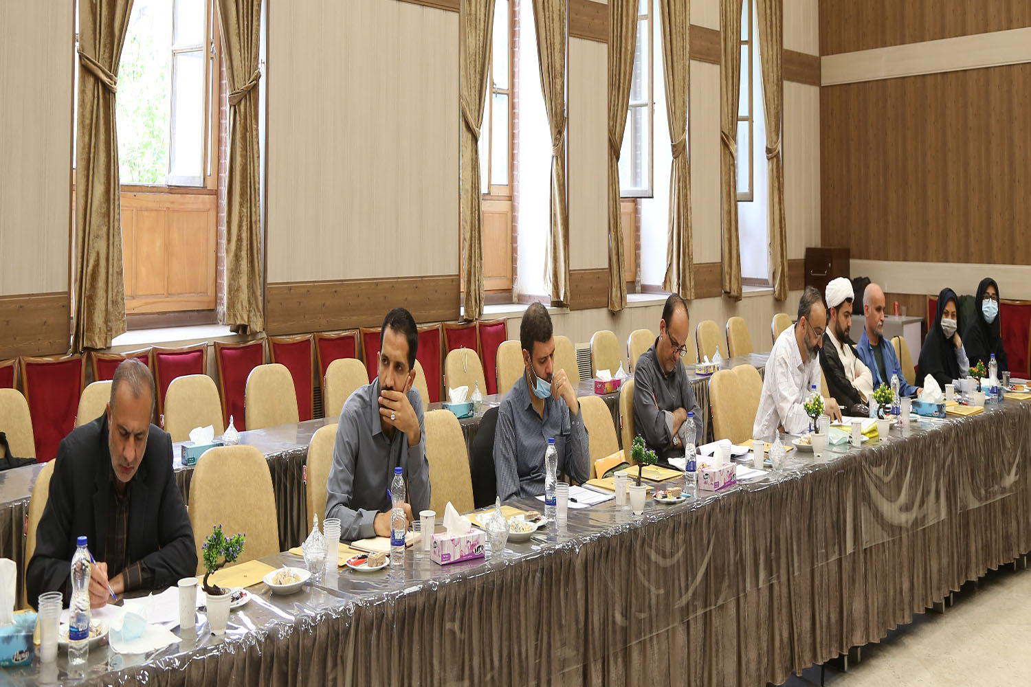 نشست هم‌اندیشی برنامه سالانه مجلات رشد؛ اردیبهشت ۱۴۰۱