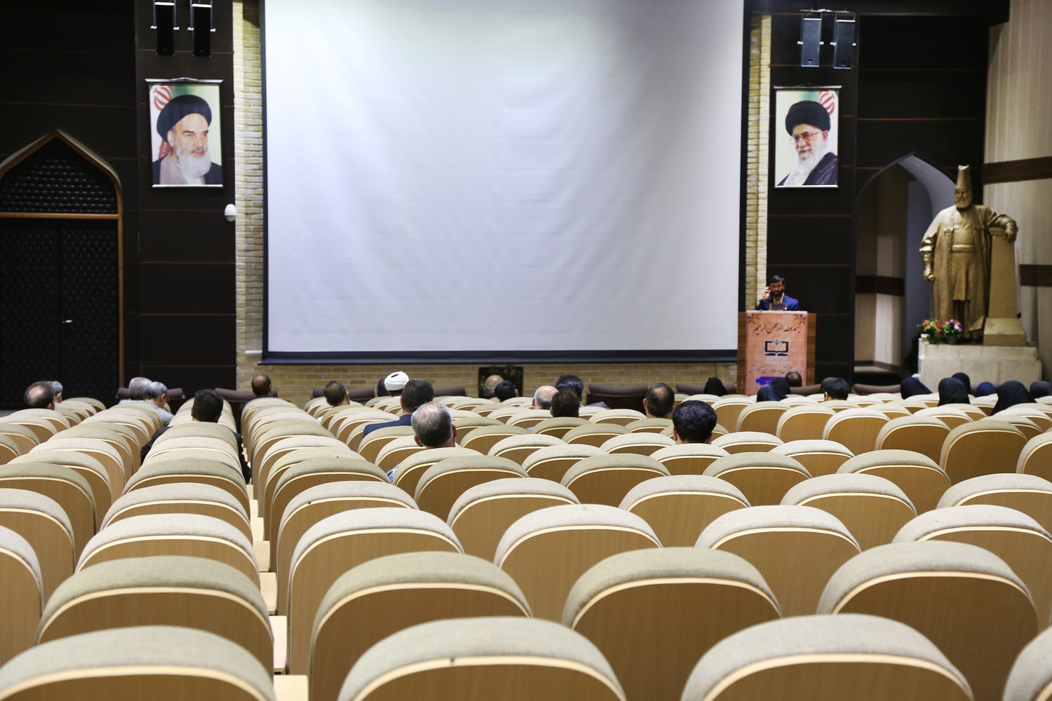 نشست هم‌اندیشی برنامه سالانه مجلات رشد؛ اردیبهشت ۱۴۰۱