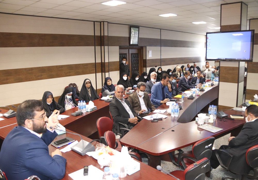 بیستمین گردهمایی سراسری معاونان و نمایندگان نشریات رشد استان‌ها مقدس