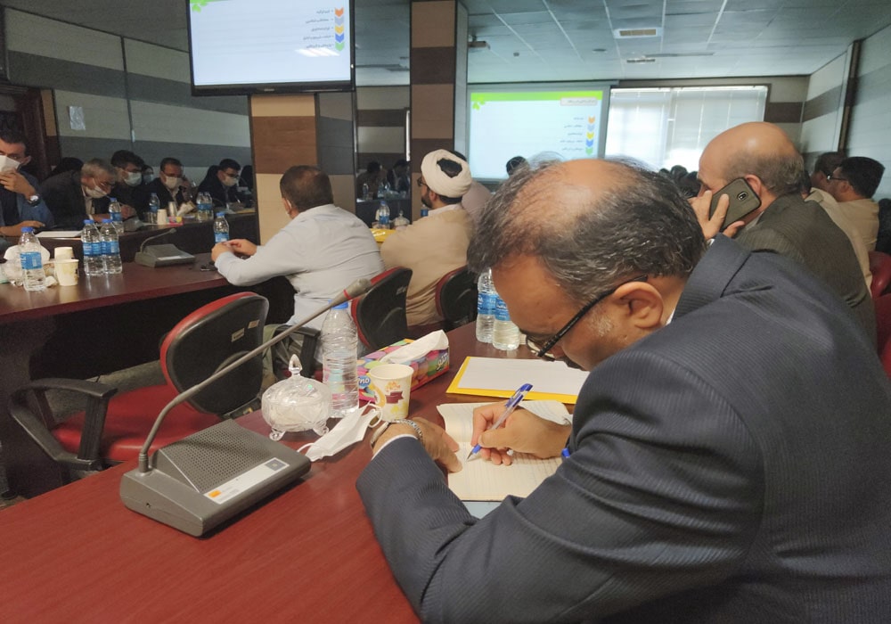 بیستمین گردهمایی سراسری معاونان و نمایندگان نشریات رشد استان‌ها مقدس