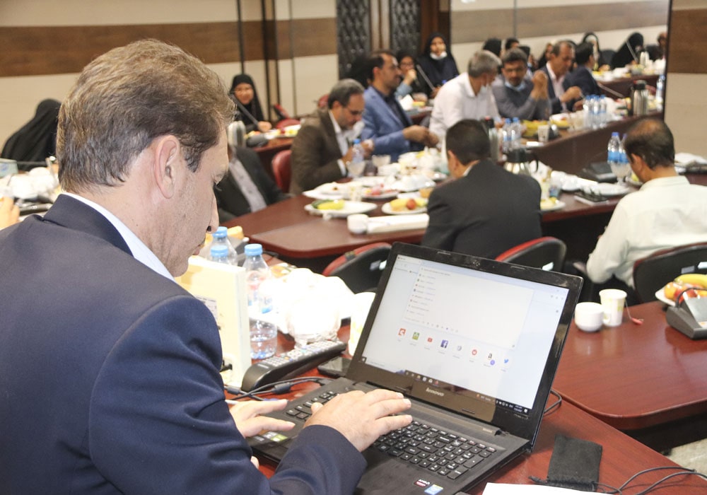 بیستمین گردهمایی سراسری معاونان و نمایندگان نشریات رشد استان‌ها مقدس