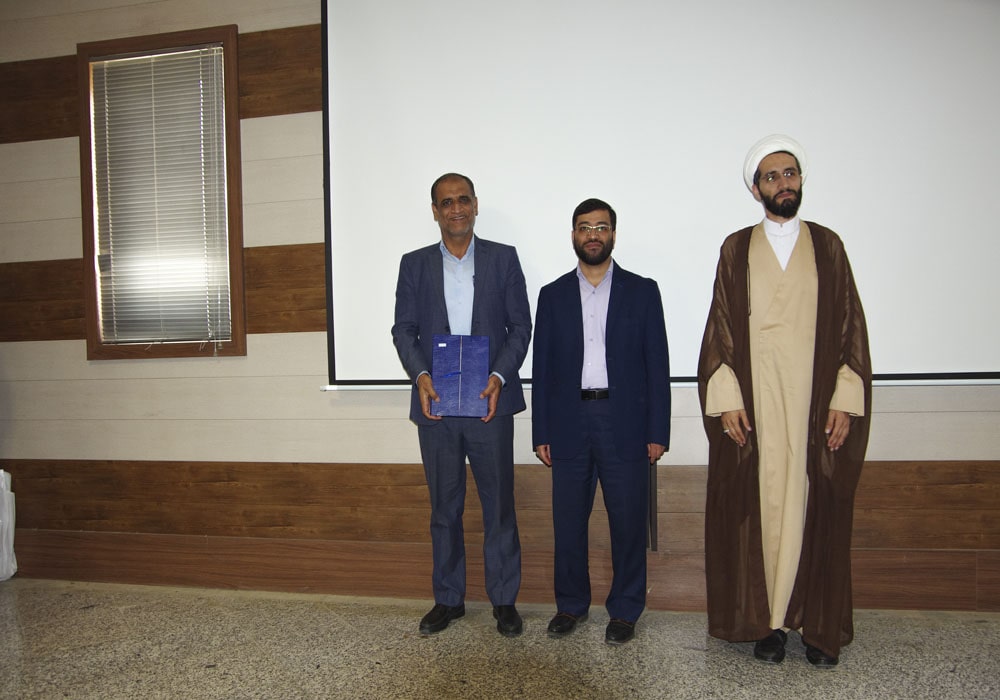 بیستمین گردهمایی سراسری معاونان و نمایندگان نشریات رشد استان‌ها مشهد مقدس