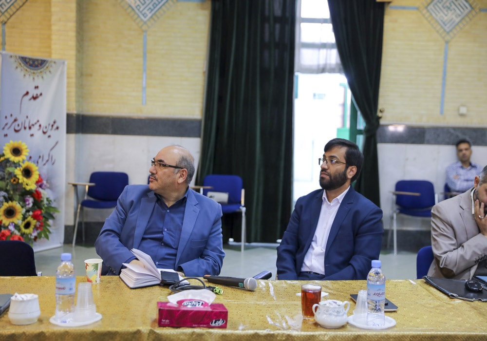 ارائه گزارش عملکرد سه ماهه دوم دفتر انتشارات و فناوری آموزشی