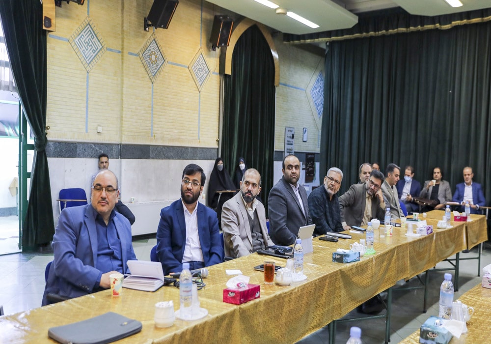 ارائه گزارش عملکرد سه ماهه دوم دفتر انتشارات و فناوری آموزشی