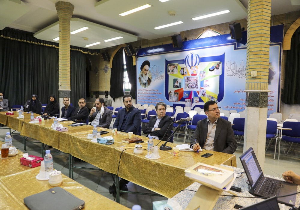 ارائه گزارش عملکرد سه ماهه دوم دفتر انتشارات و فناوری آموزشی