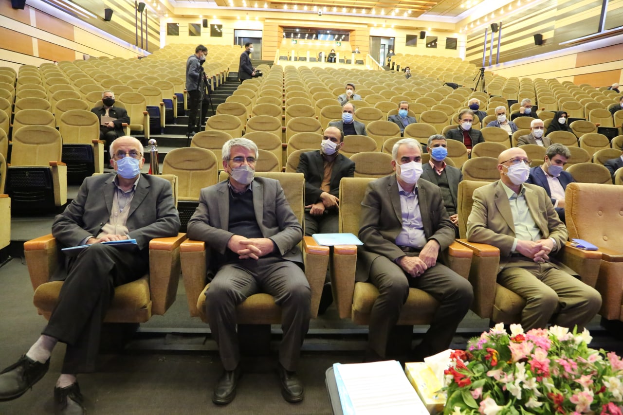 رشد فیزیک: -سال جهانی علوم پایه دکتر رسولی