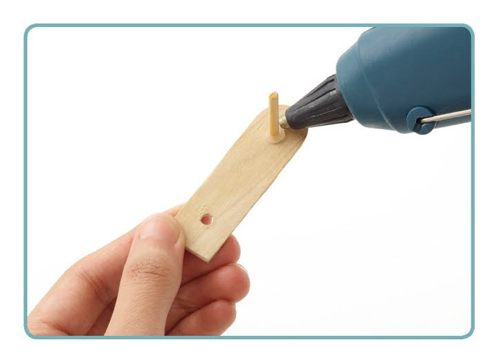 رشد آموزش فیزیک: ساخت مولد برق 16