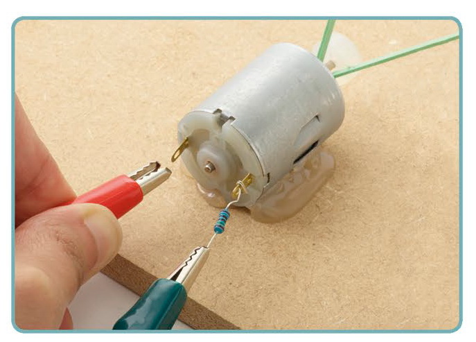 رشد آموزش فیزیک: ساخت مولد برق 23