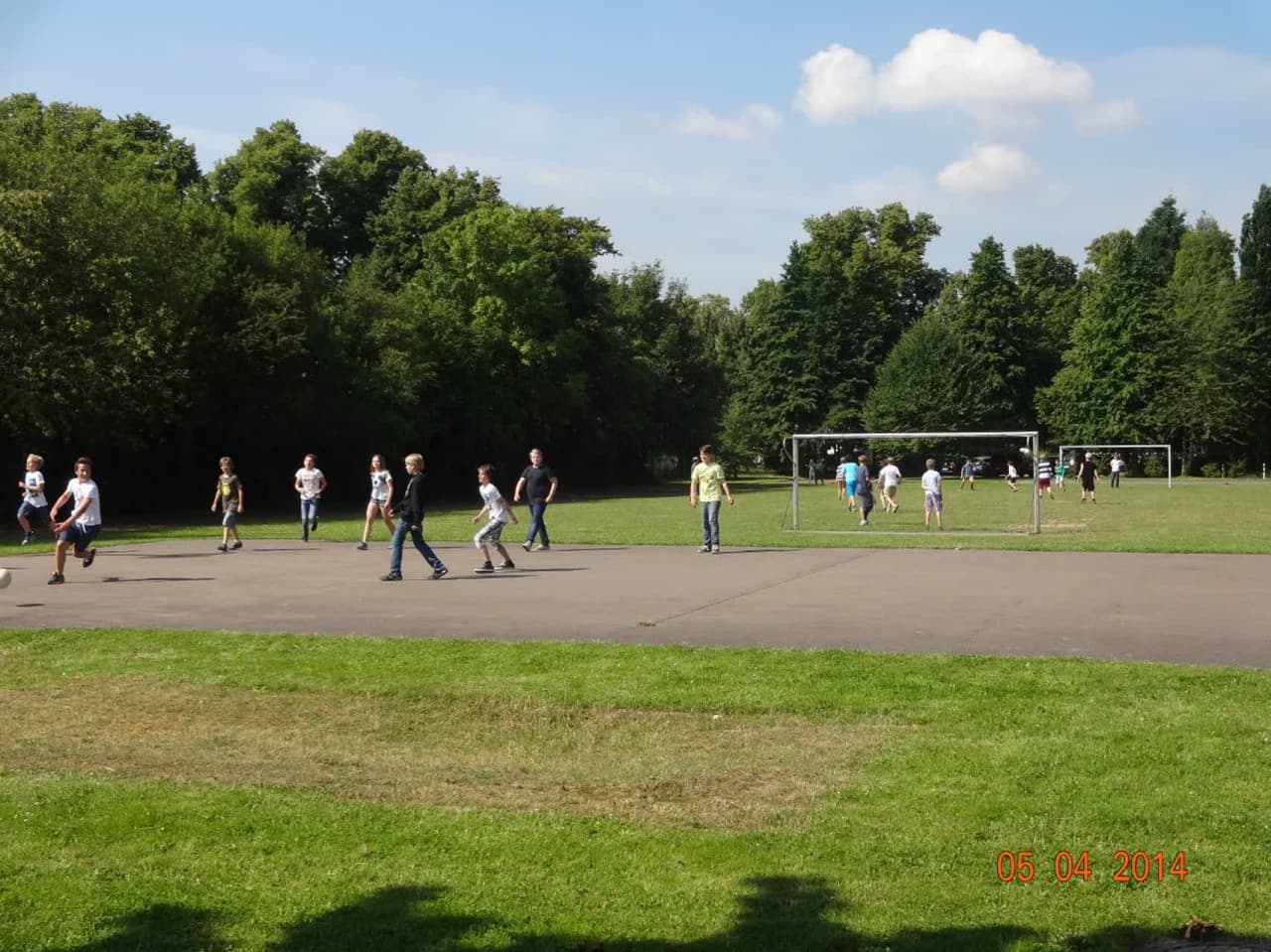 مدارس توسط شهرداری و به صورت پارک ساخته می‌شوند