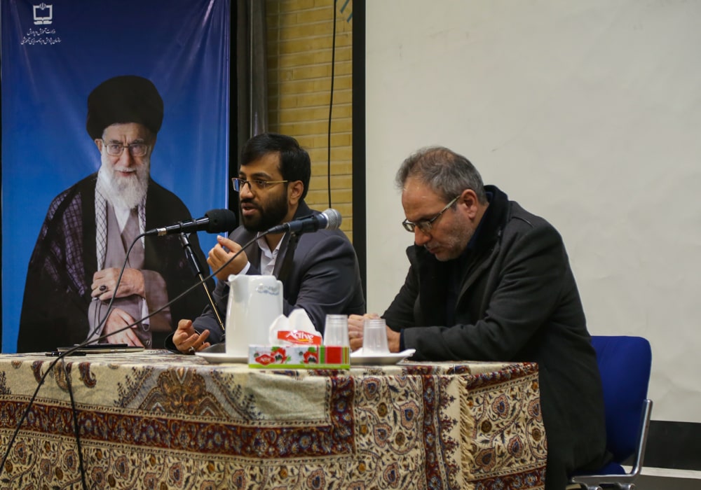 مراسم تجلیل از دست‌اندرکاران پنجاه‌ودومین جشنواره بین‌المللی فیلم‌های آموزشی و تربیتی رشد