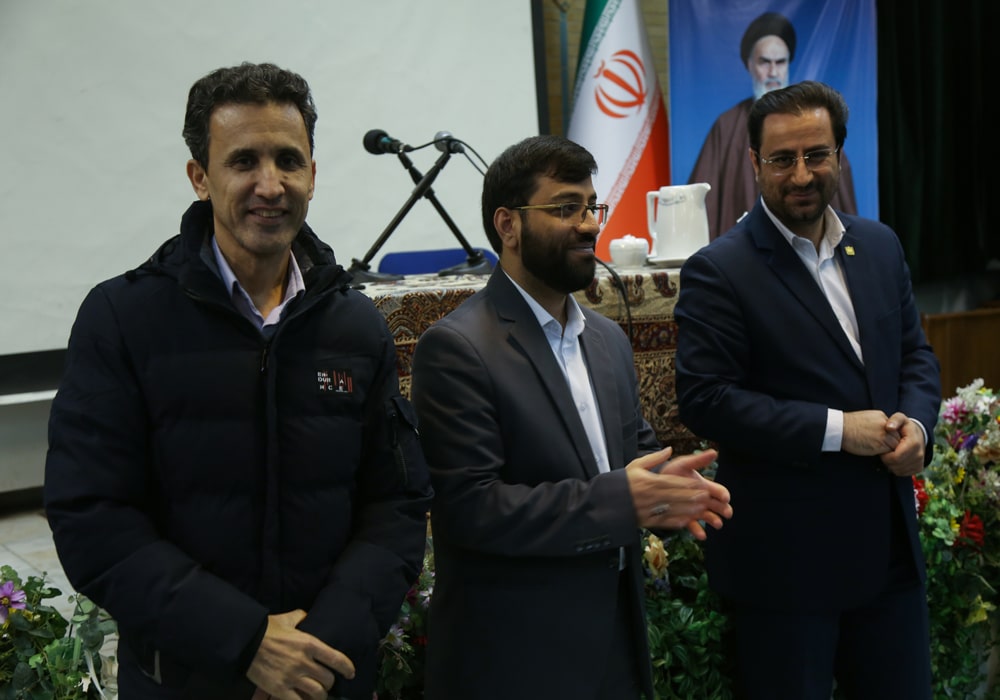 مراسم تجلیل از دست‌اندرکاران پنجاه‌ودومین جشنواره بین‌المللی فیلم‌های آموزشی و تربیتی رشد