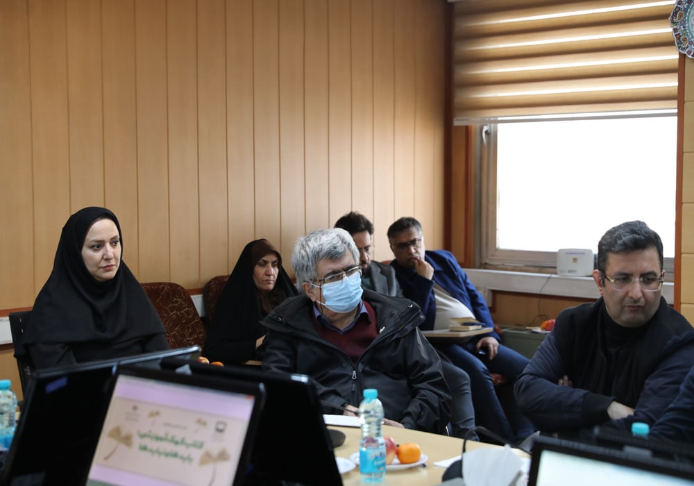 نشست کتاب کمک آموزشی؛ بایدها و نبایدها