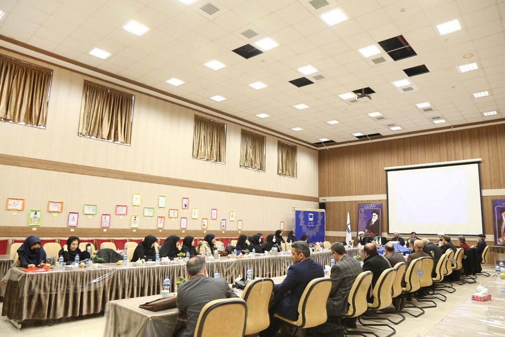 جلسه تربیت اعتقادی، عبادی و اخلاقی ؛ تربیت اجتماعی و سیاسی