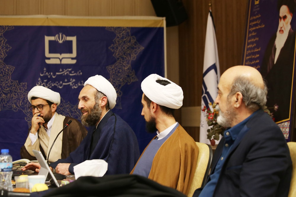 جلسه تربیت اعتقادی، عبادی و اخلاقی ؛ تربیت اجتماعی و سیاسی