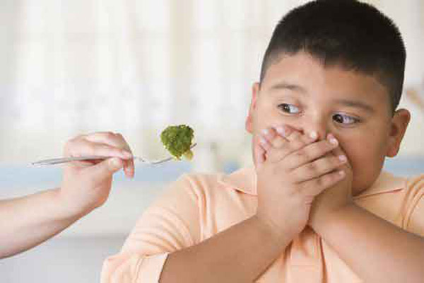 با کودک بدغذا چه کنیم؟