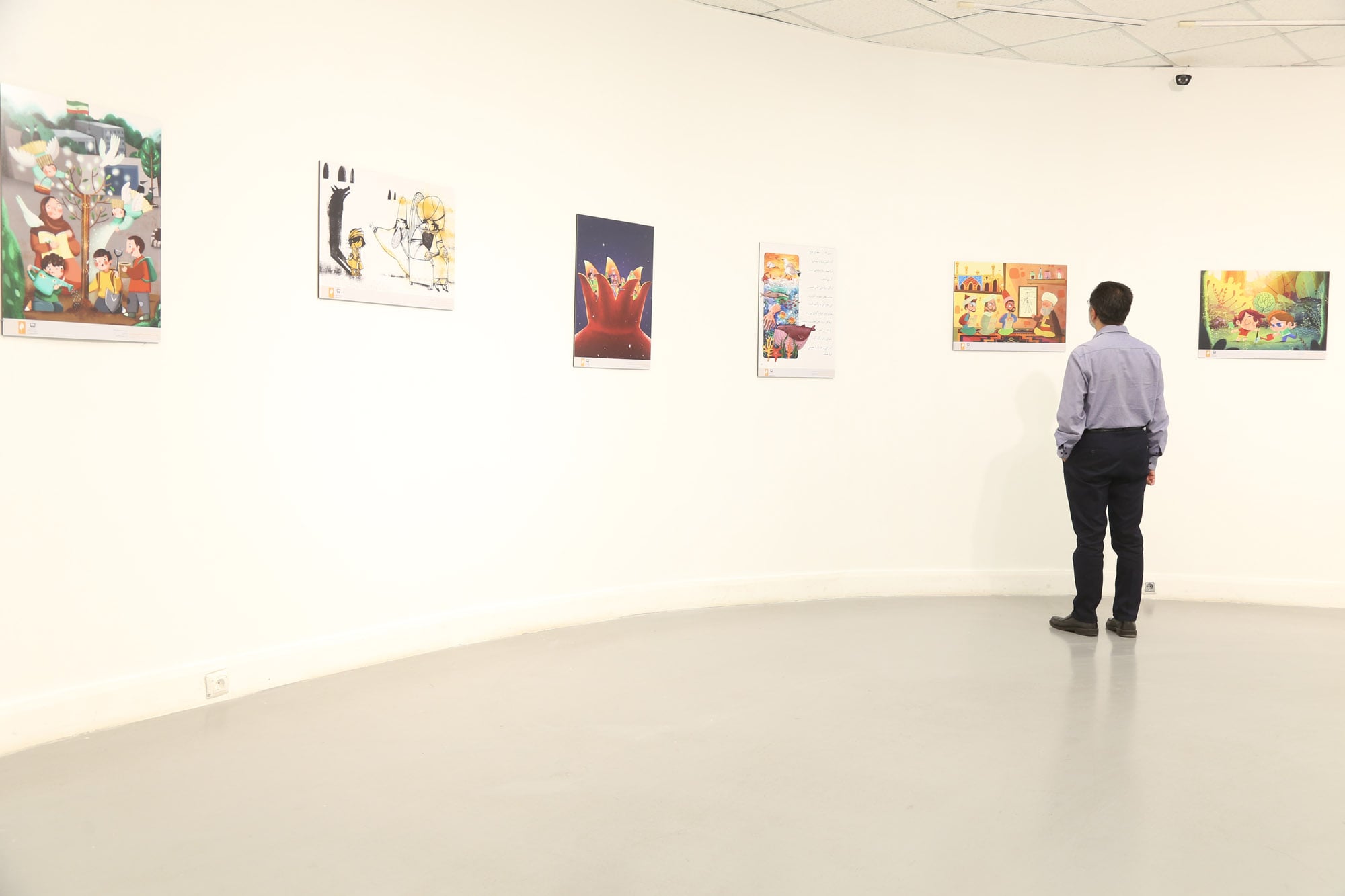 افتتاحیه دوازدهمین دوره جشنواره ملی دوسالانه عکس و تصویرگری رشد