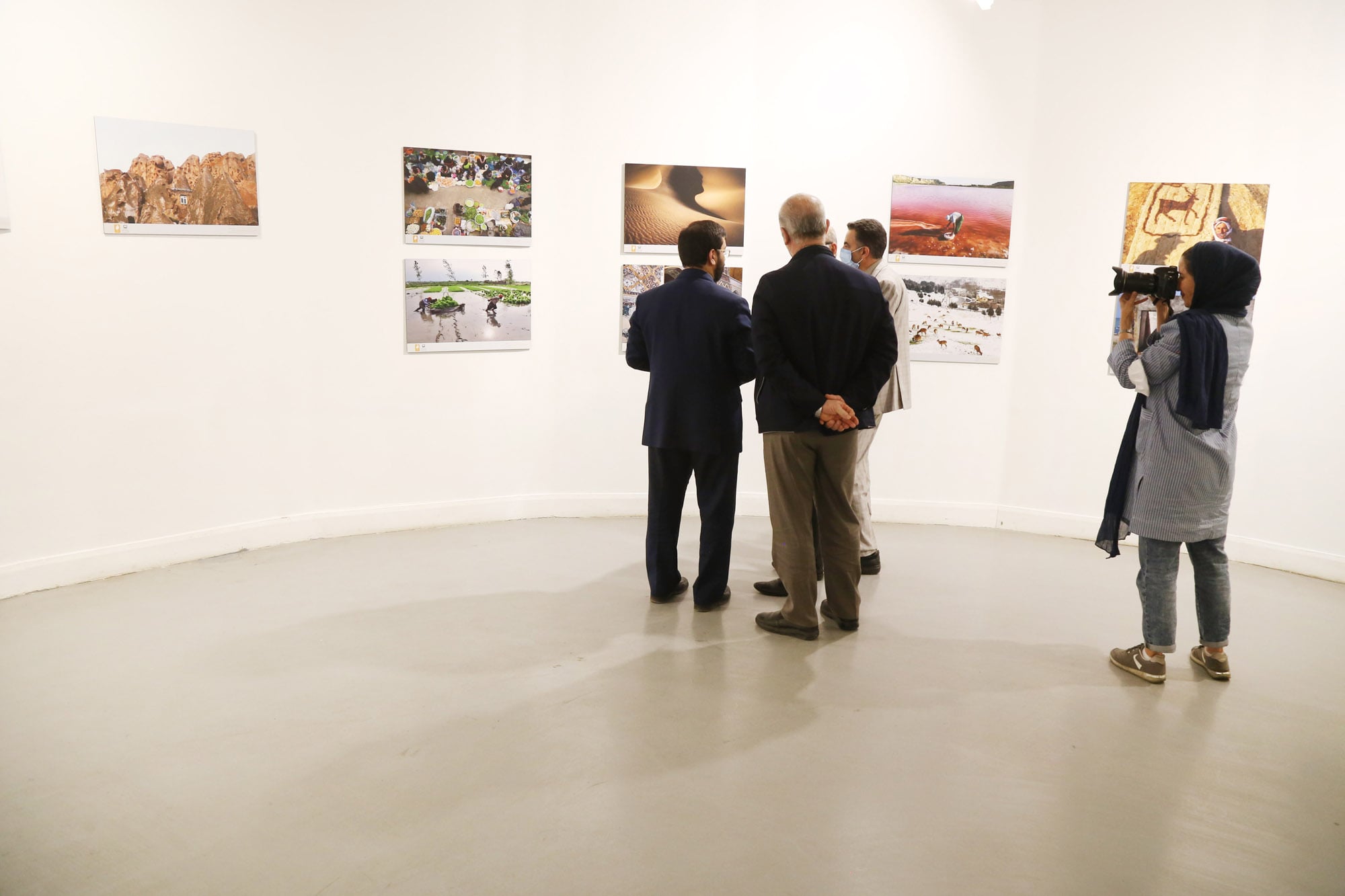 افتتاحیه دوازدهمین دوره جشنواره ملی دوسالانه عکس و تصویرگری رشد