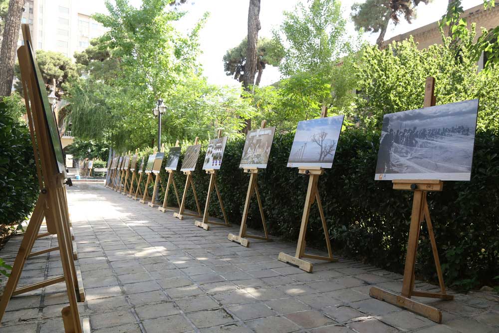 نمایشگاه آثار برگزیده دوازدهمین دوره جشنواره ملی دوسالانه عکس و تصویرگری رشد
