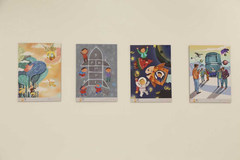 نمایشگاه آثار برگزیده دوازدهمین دوره جشنواره ملی دوسالانه عکس و تصویرگری رشد